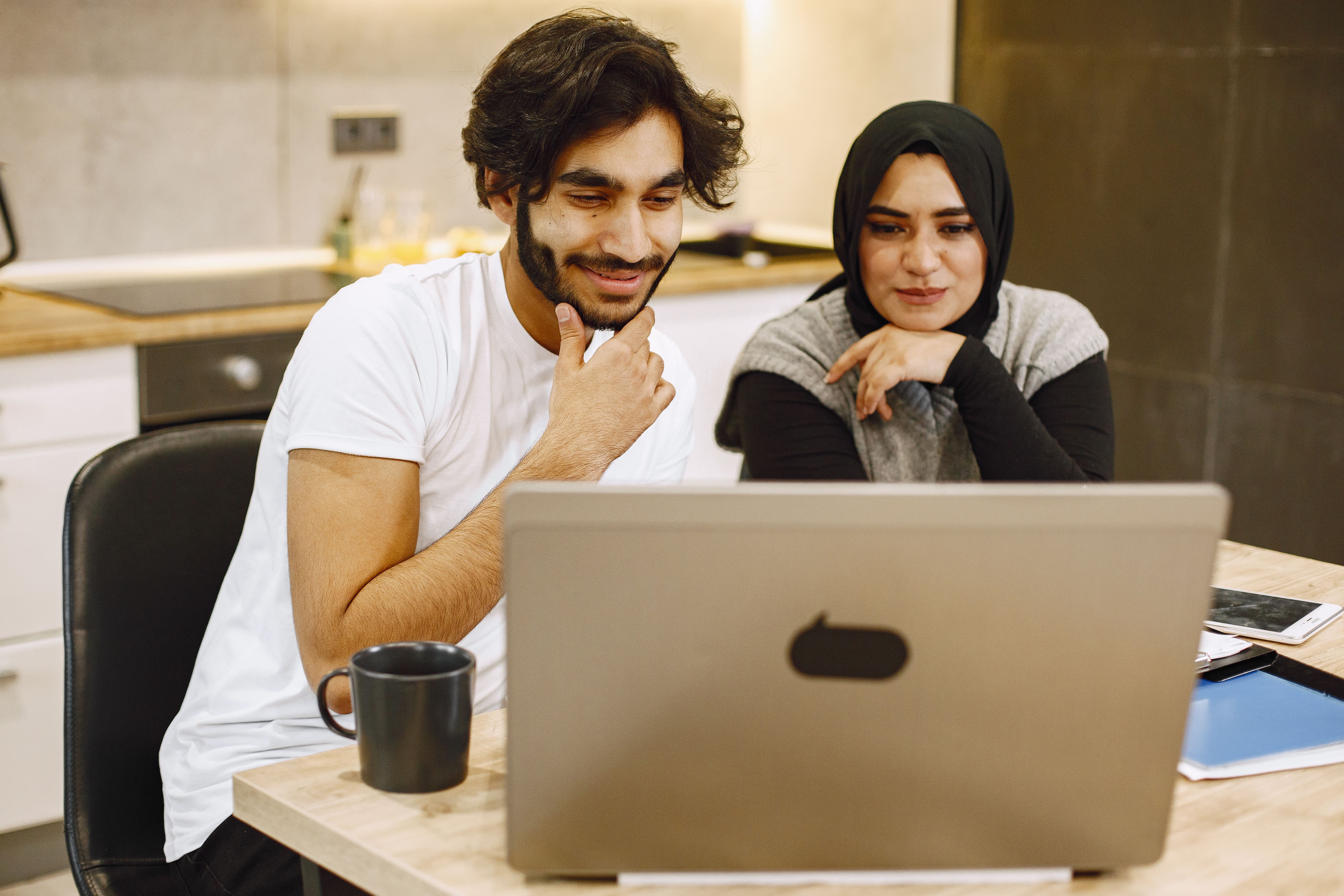 Pelatihan Bahasa Arab untuk Bisnis dan Layanan